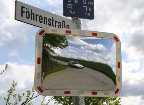 Verkehrsspiegel top view - top,